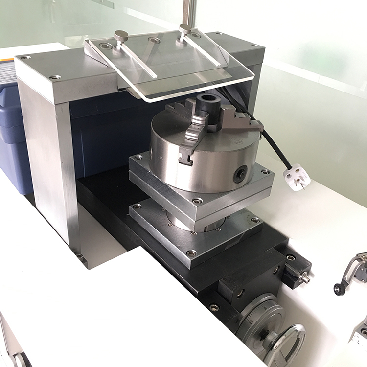 Machine de découpage d'isolation de câble XLPE