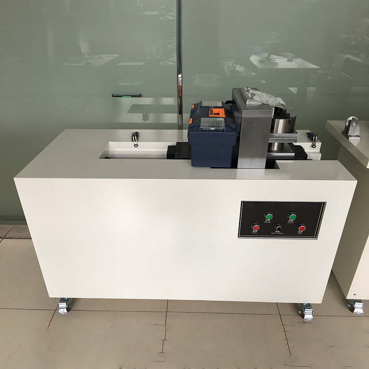 Machine de découpage d'isolation de câble XLPE